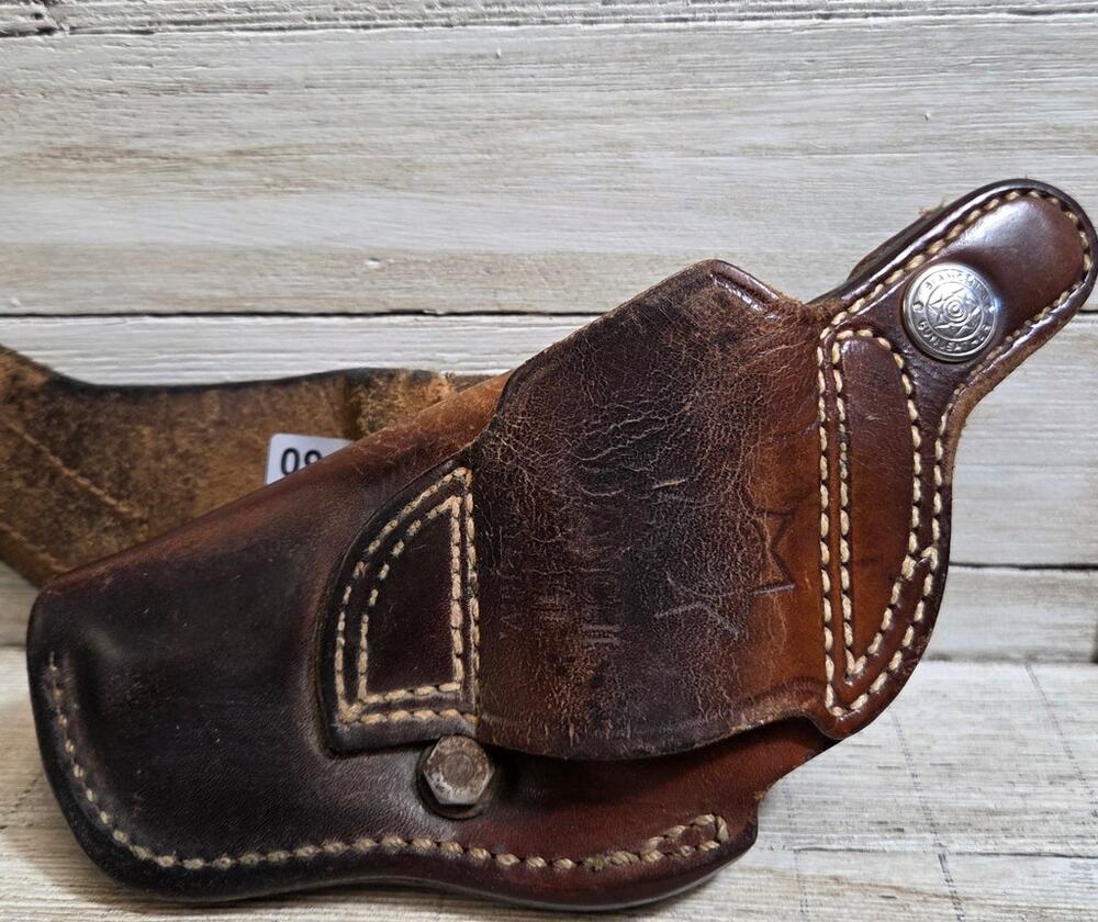 Vintage Bianchi 100T Tuckable Leather IWB Holster - S&W J-Frame Small Revolver